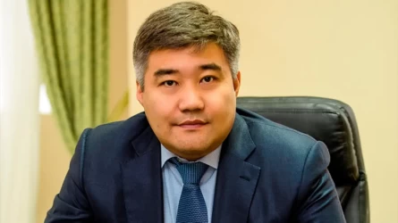 Калетаев освобожден от должности посла Казахстана в Украине