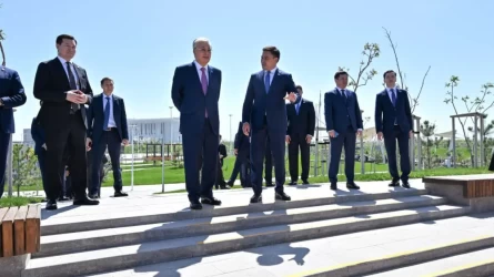 Токаев посетил новый парк Shymkent City