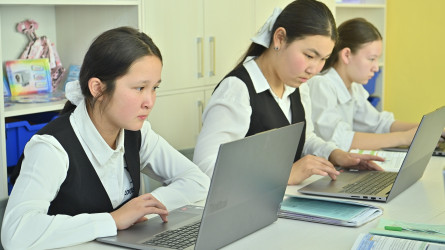 20 сельских школ Казахстана станут участниками проекта Google for Education