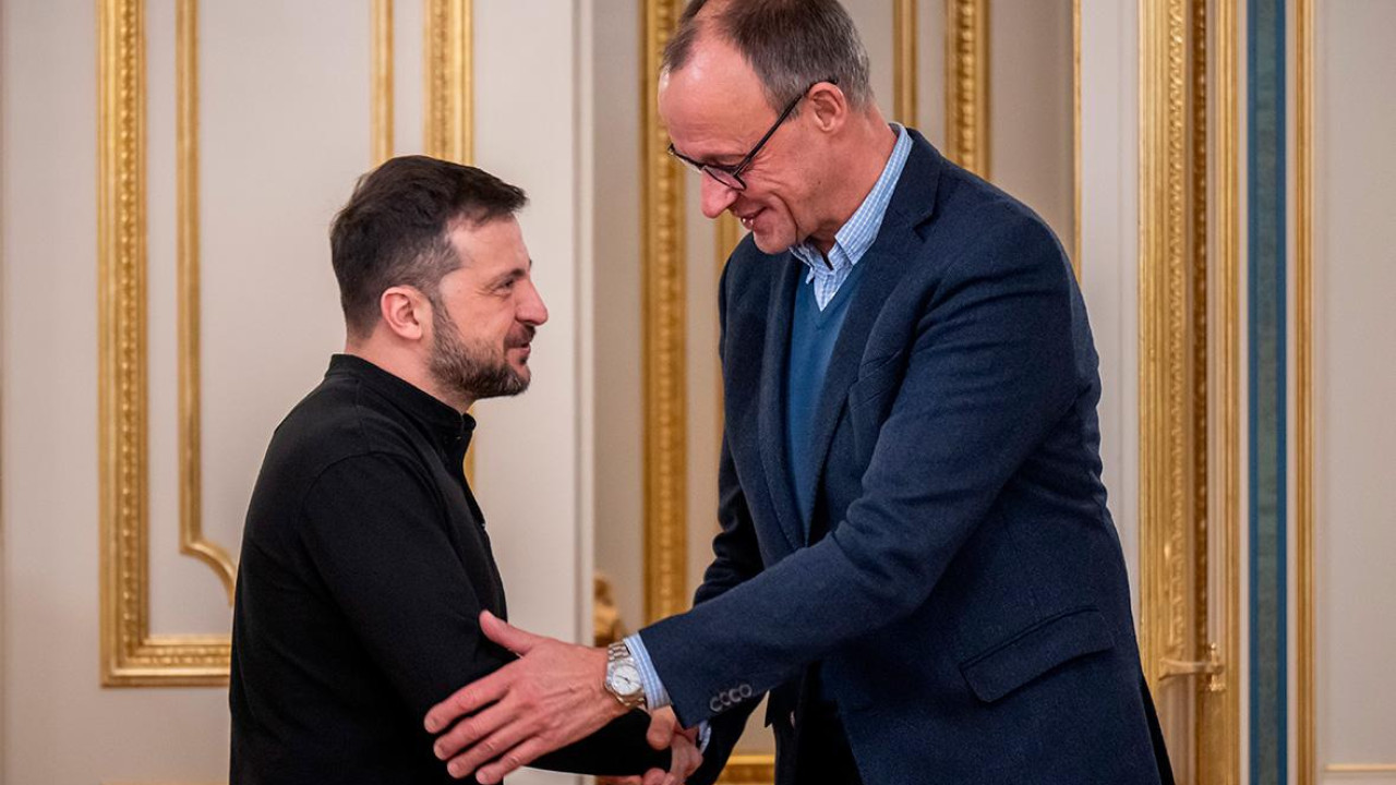 Енді Германия Украинаға қару жібергені туралы ақпарат құпия болады