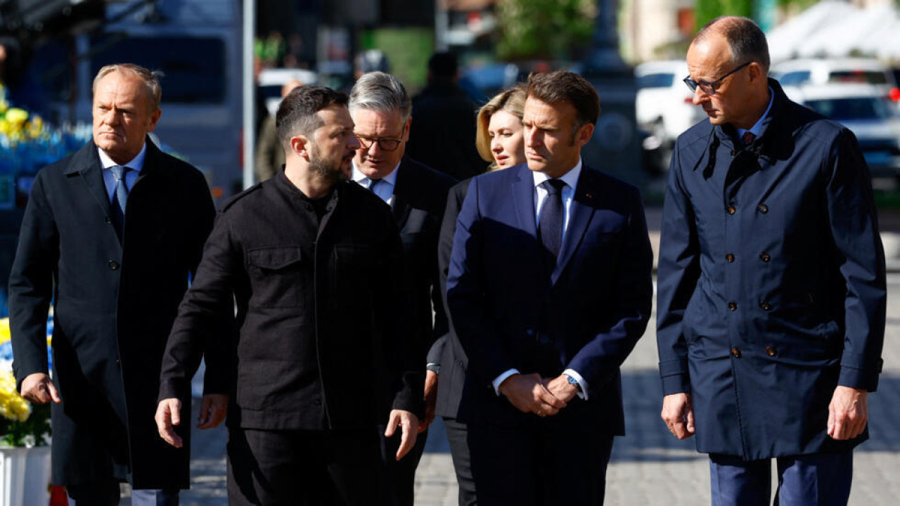Макрон мен Мерц Ресейге санкциялармен сес көрсетіп, Украинаны қолдауға уәде етті
