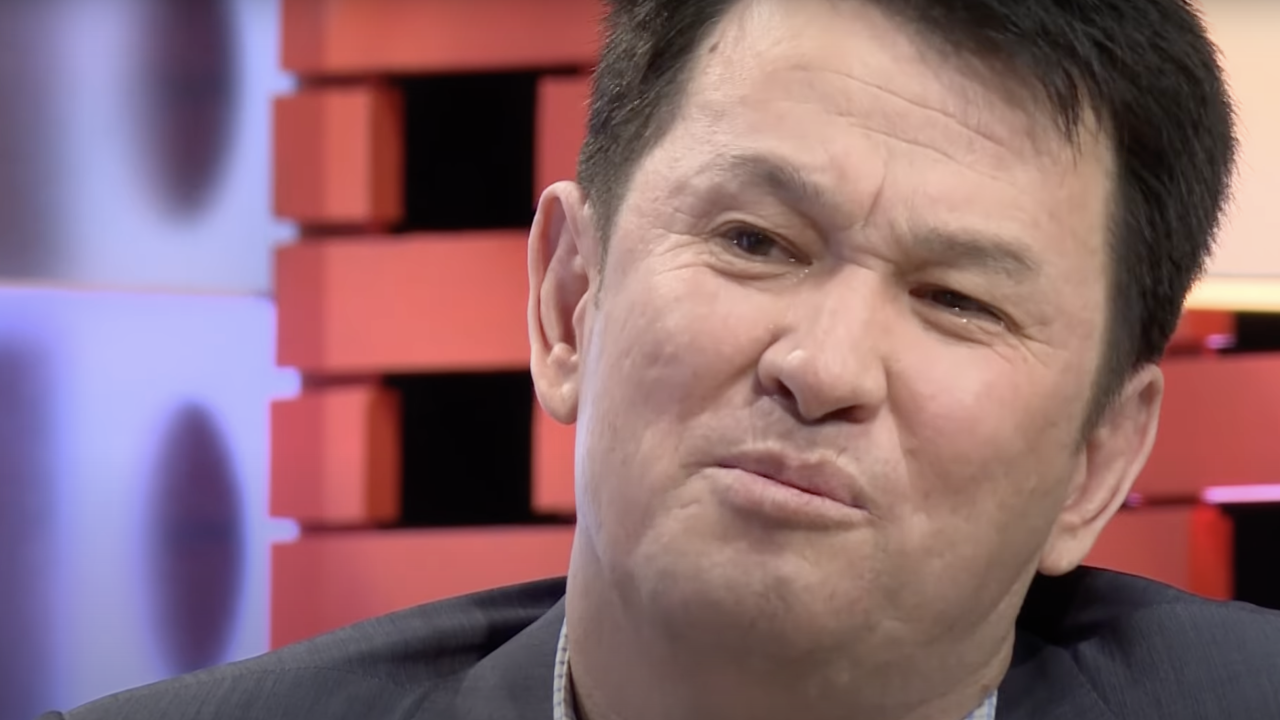 «Сынып кетуіме хақым жоқ»: Медеу Арынбаев марқұм әйелін еске түсіріп, көзіне жас алды