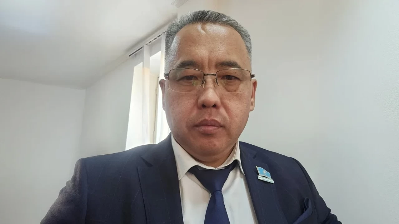 В Таразе избили депутата