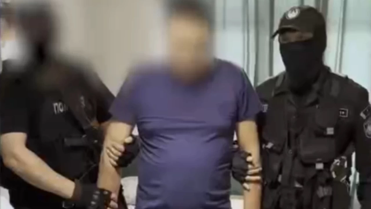 Шымкенттегі Әуезов университетінің басшысы 256 млн теңге жымқырған
