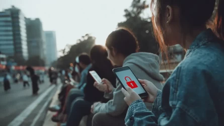 в Казахстане начнут блокировать смартфоны: как этого избежать