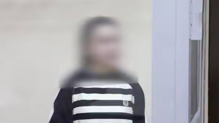 18 jasar qyz jіgіtіn qyzǵanyp, ony pyshaqtap tastaǵan