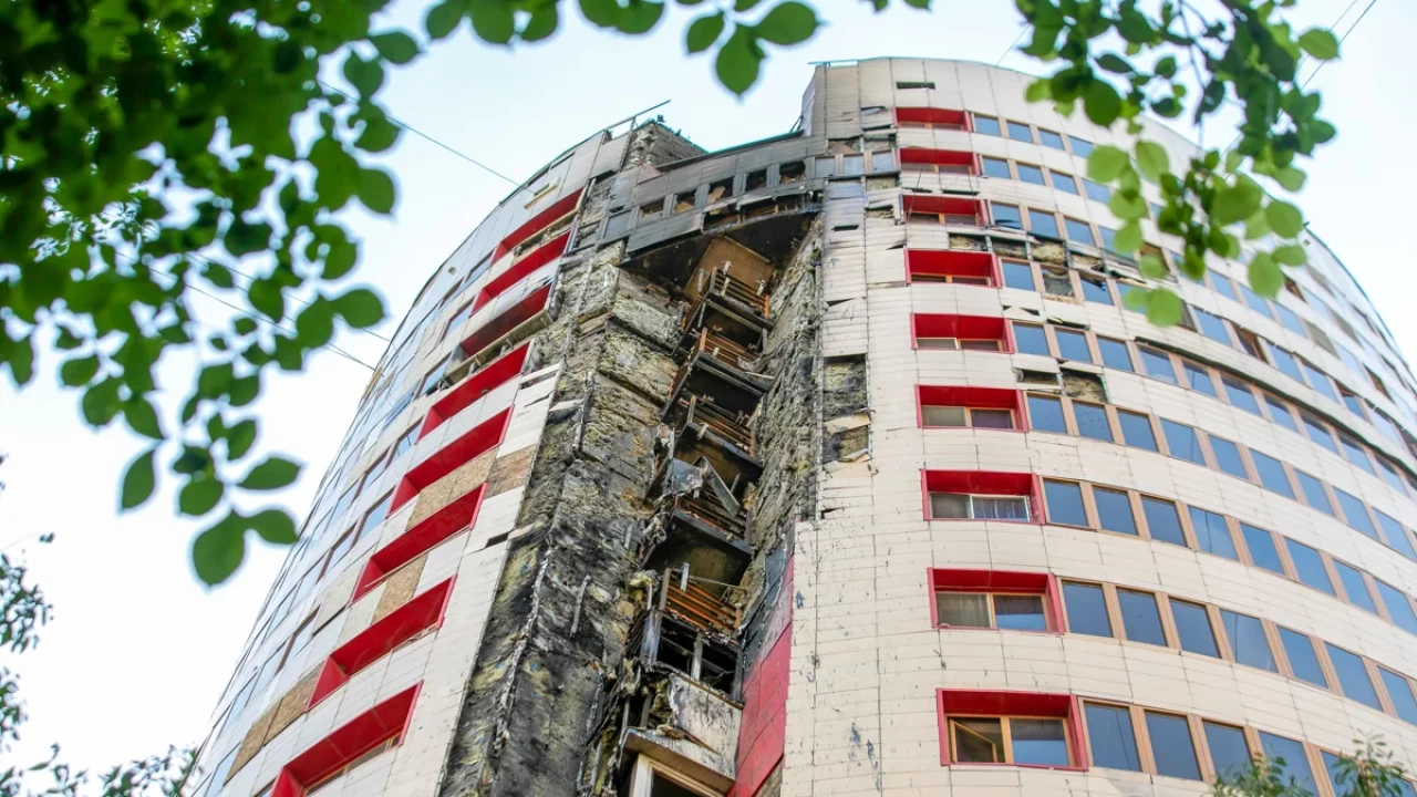 Астанадағы «7 бочек» кешенінде болған өрттен кейін тұрғындар уақытша қонақүйлерге орналастырылады