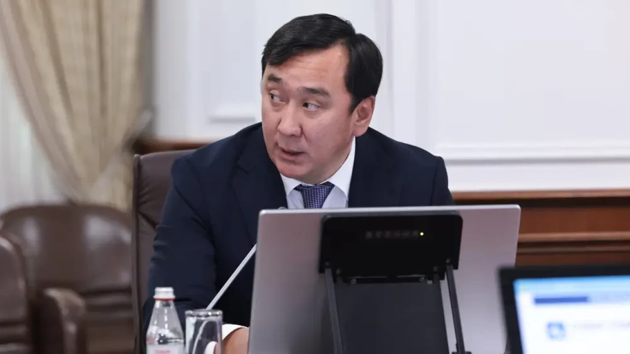 Кто исполняет обязанности министра транспорта