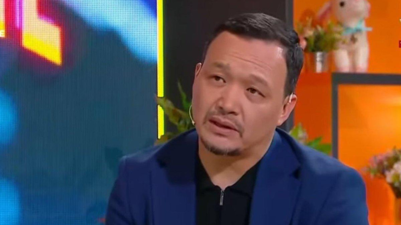«Дүниеден озғаннан кейін беретін шығар»: 30 жыл бойы сахнадан түспеген Бауыржан Исаев әлі атақ алмағанын айтты