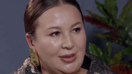 «Қайынсіңілімді ертіп жігітпен кездесуге бардым»: Психолог Мақпал Қаратай бұрынғы күйеуін қыдыруға жібергенін айтты