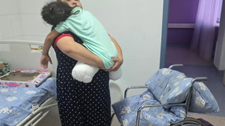 Девочку, пострадавшую в ДТП с автобусом, выписали из реабилитационного центра