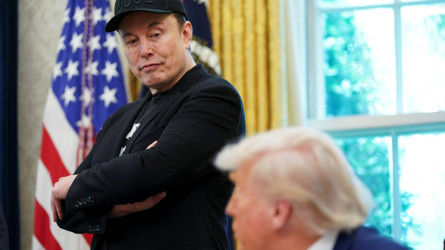 «Африкаңа қайт!»: Маск пен Трамп қайтадан ұрысып жатыр