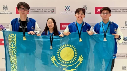 Қазақстандық оқушылар халықаралық олимпиадада төрт медаль иеленді