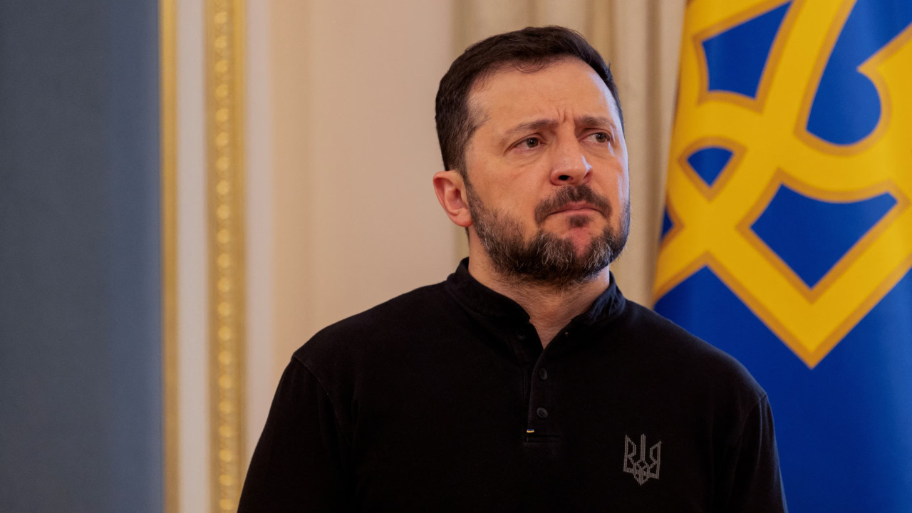 «Ресейдің ықпалынан құтылар едік»: Зеленский жемқорлыққа қатысты заңды алып тастады