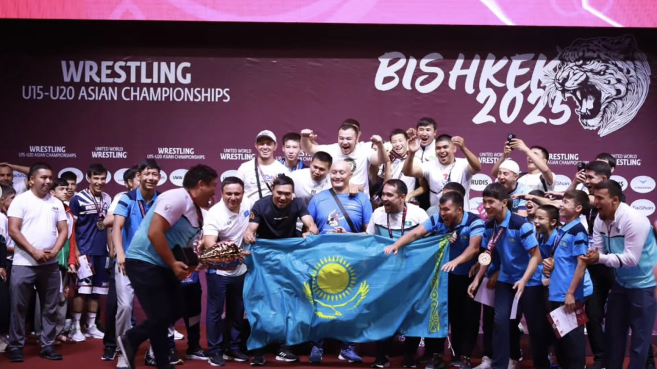 Қазақстандық жас балуандар Азия чемпионатында топ жарды