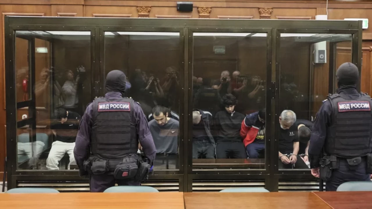 Мәскеуде «Крокустағы» терактіге қатысты сот отырысы басталды