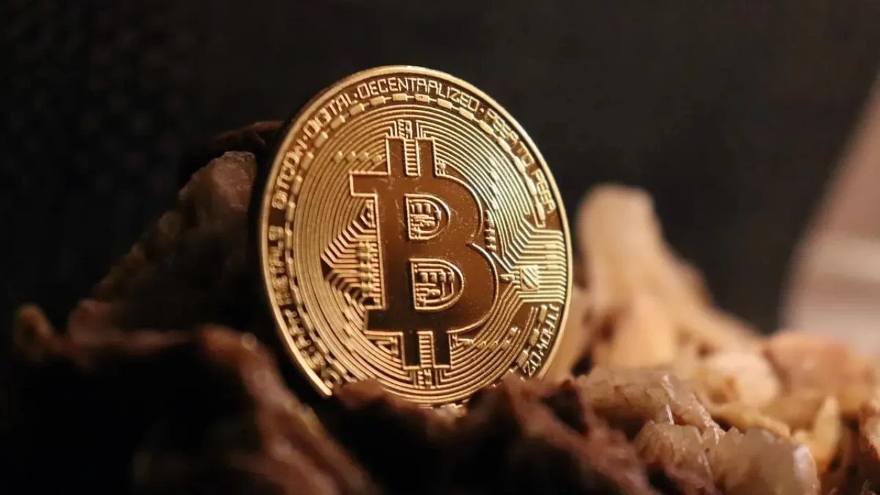 Биткоин побил новый исторический рекорд