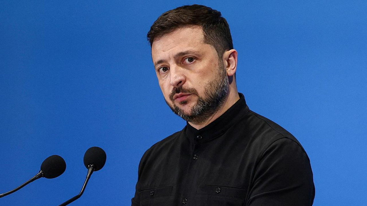 Зеленский Ресейге Украина аумағының бір бөлігін беруге дайын