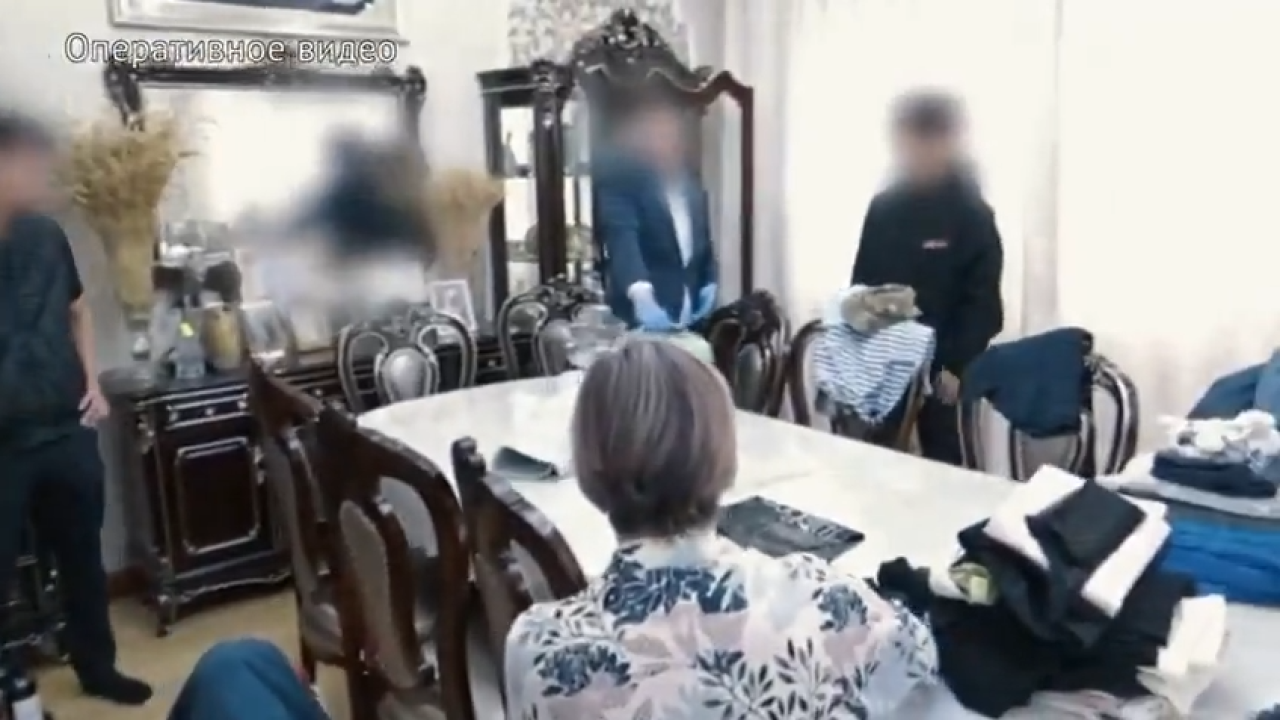 Деньги в вазе. Как КНБ задерживал вице-министра транспорта