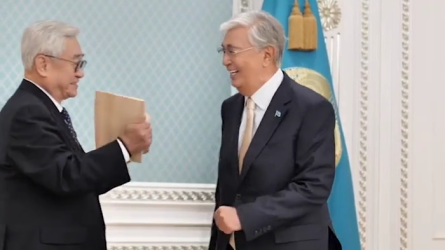 Токаев разбил доску: Акорда показала видео