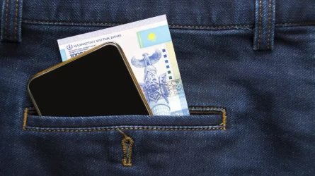 Минфин вводит новые жесткие правила контроля за переводами в Казахстане
