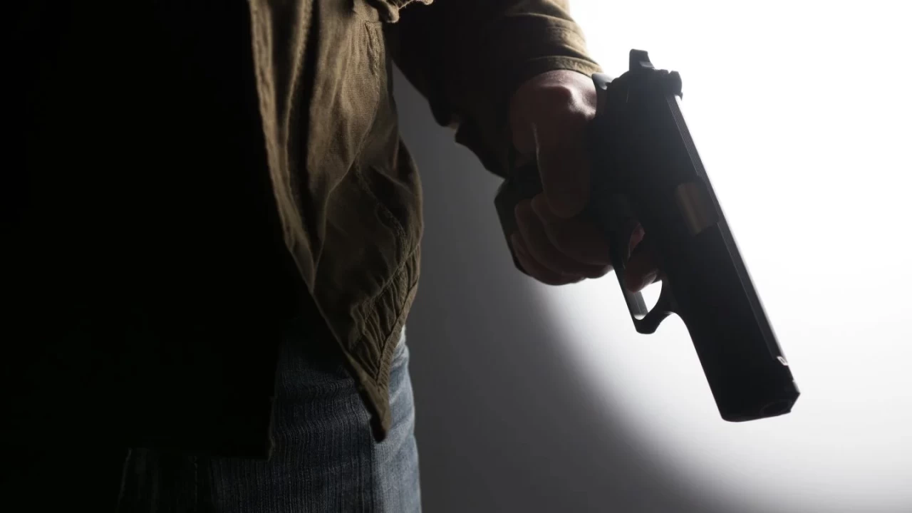 Атырауда фельдшер оққа ұшырап қаза тапты