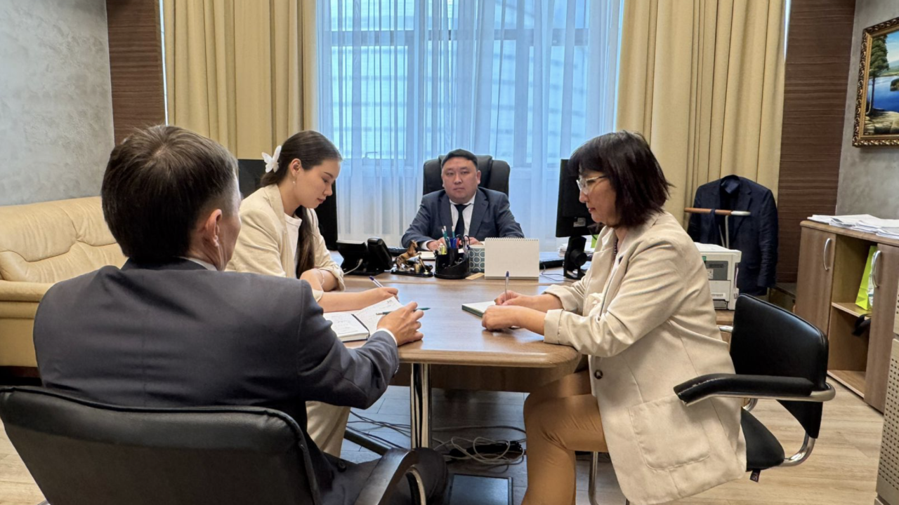 Қарым-қатынас өнері: позитивті коммуникация арқылы қиын жағдайларды қалай шешуге болады.