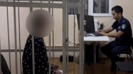 «Аяғын сүйгізіп, темекімен күйдірген»: Екі әйел 16 жастағы қызды ұрлап, оны сексуалды тұрғыда зорлаған
