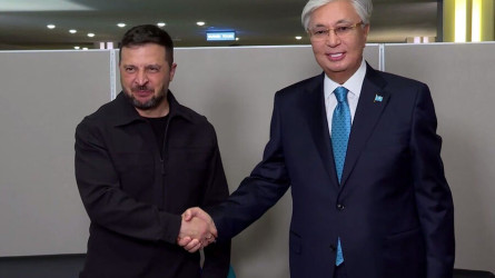 Зеленский Путинмен кездесуді Қазақстанда өткізуге дайын