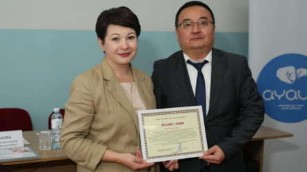 Роддом Жаркента получил полный комплект реанимационного оборудования для новорожденных