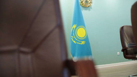 Атырау әкімі төрт баланың анасын қызын оқыту шығынын өтеуден бас тартқан