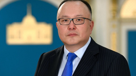 Қуанышбек Есекеев Президенттің көмекшісі болып тағайындалды