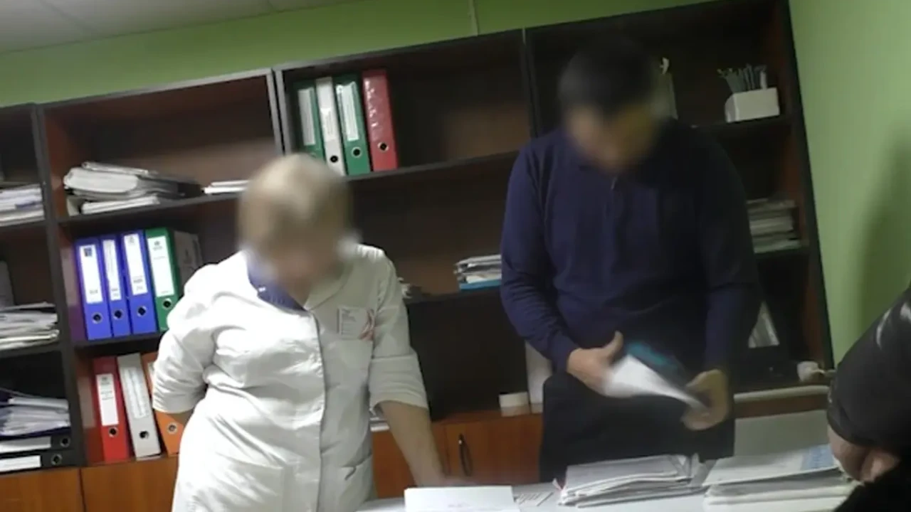 Астанада клиника басшысы медсақтандырудан 682 млн теңге жымқырған