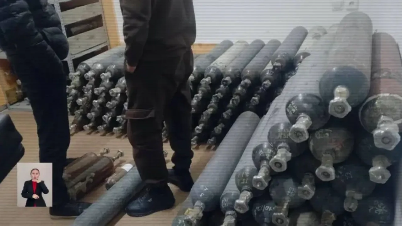 Шымкенттегі түнгі клубтан заңсыз «көңілді газ» сақталған орын табылды