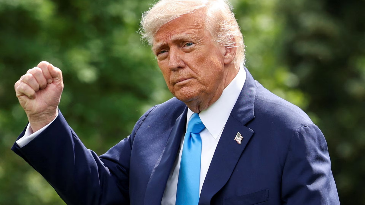 Трамп өзін Венесуэланың уақытша президенті деп жариялады