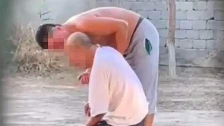 Пожилой мужчина умер после жестокого избиения сыном на юге Казахстана: вынесен приговор