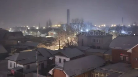 Семейде тұрғындар қыстың қақ ортасында жылусыз қалды