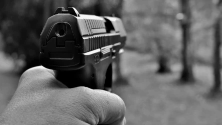 В Астане стреляли в сотрудника правоохранительных органов