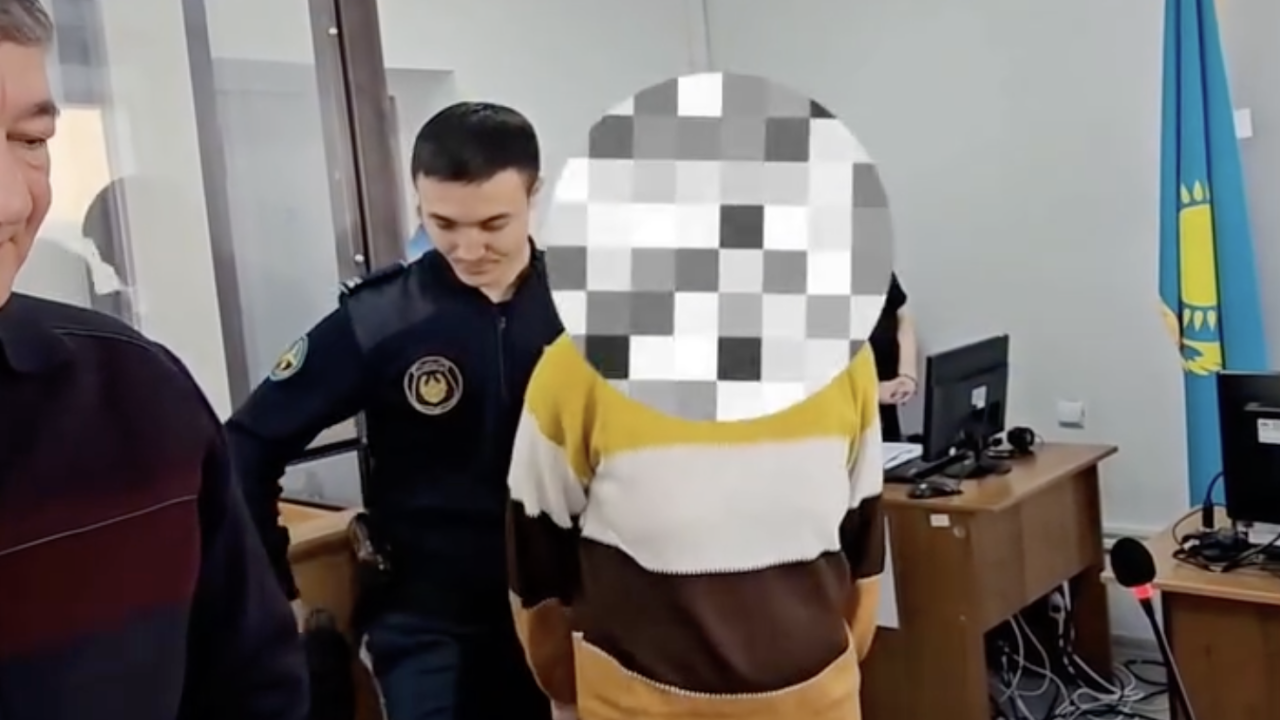 Қостанайда тиктокта қазақтарды қорлаған әйел сотталды (ВИДЕО)