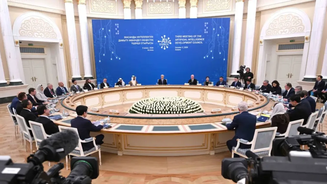 Токаев поручил пересмотреть подход к внедрению ИИ в промышленности Казахстана