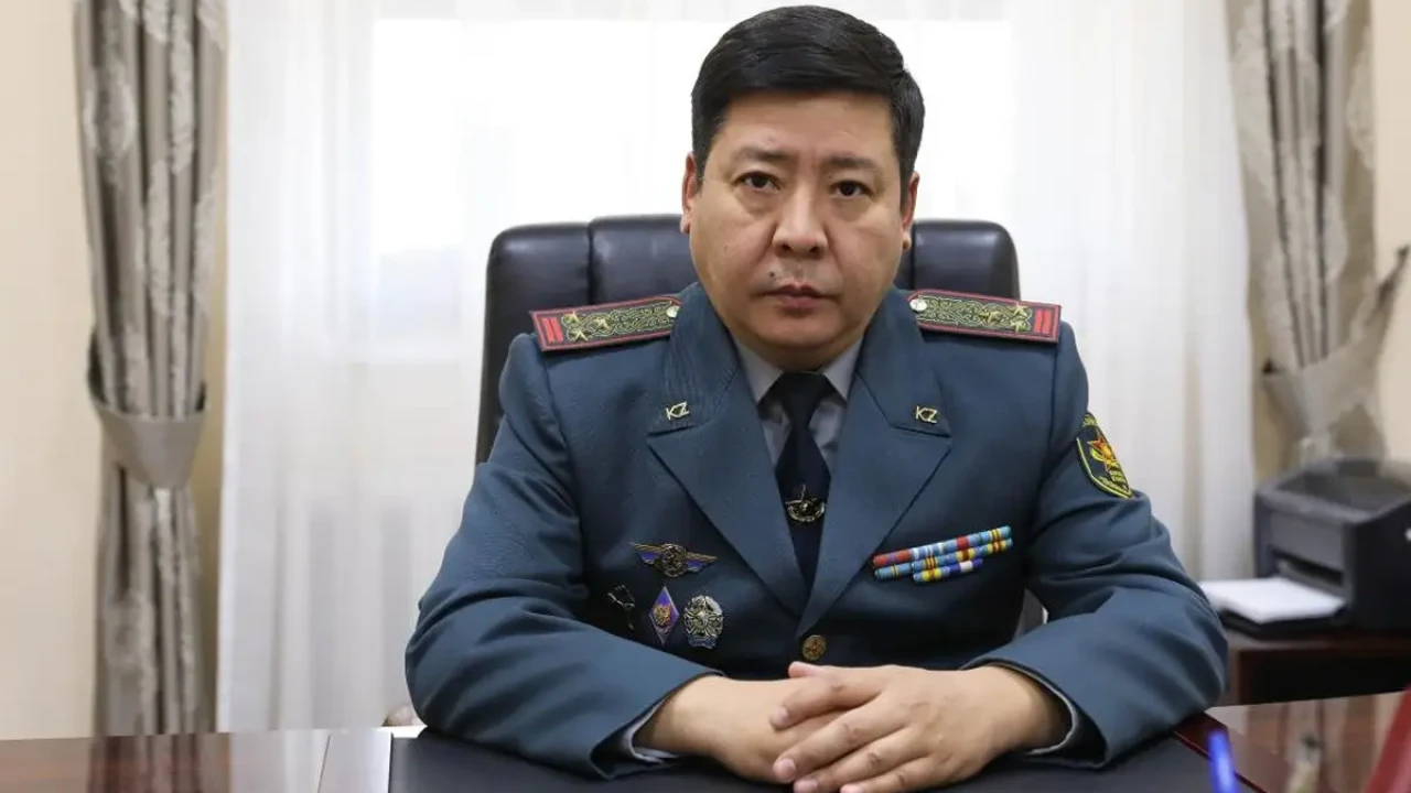 Тоқаев Қорғаныс министрінің тағы бір орынбасарын қызметінен босатты