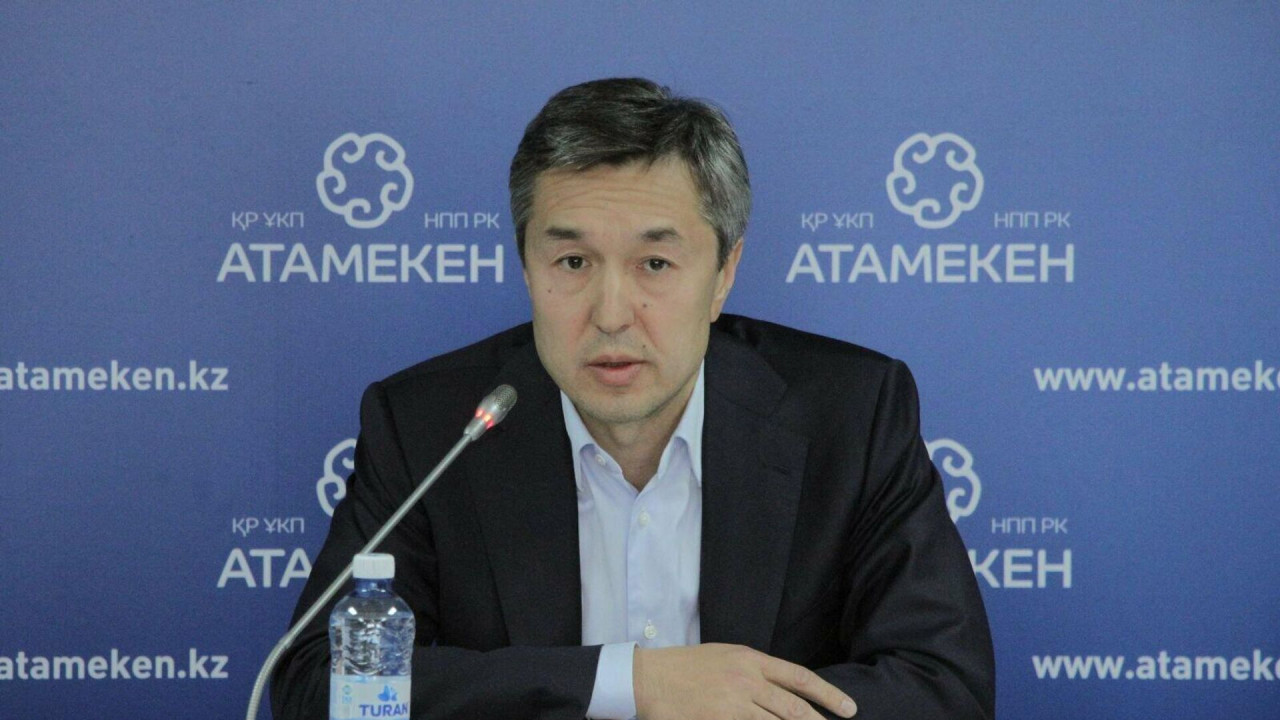 Раимбек Баталов назначен внештатным советником Президента