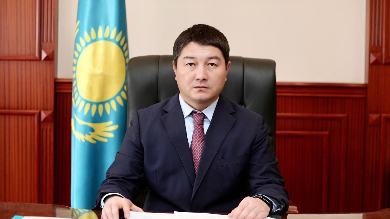 Маңғыстау әкімі Қазақстандағы ең «қымбат» үш әкімнің қатарына кірді