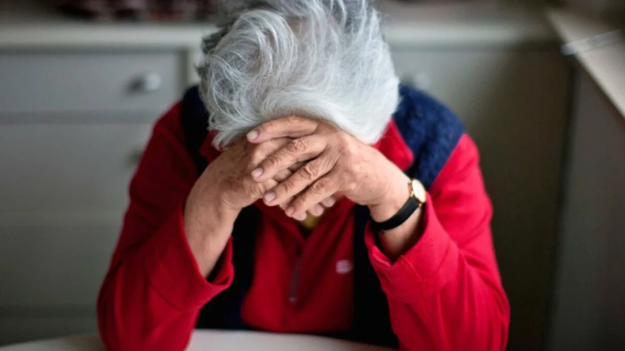 Жамбыл облысында зейнеткер өз ұлын үйден шығару үшін сотқа жүгінді