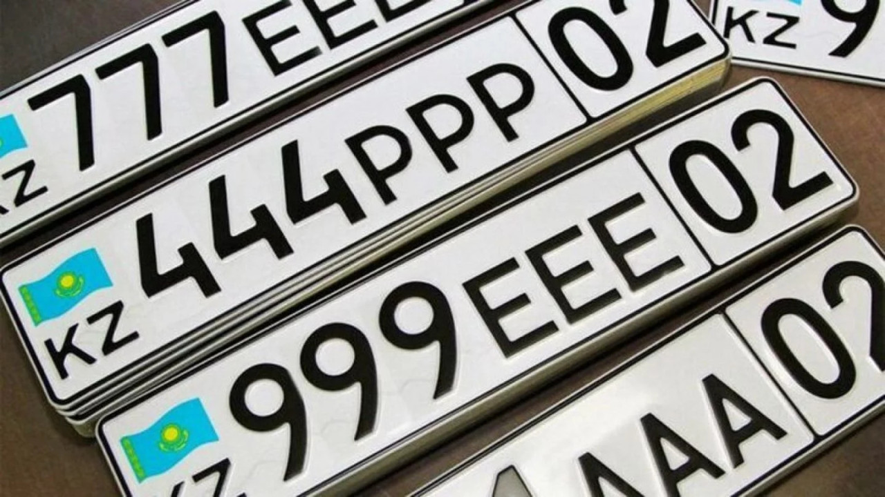 Бір айдың ішінде 137 мыңнан астам адам «әдемі» автонөмір сатып алған