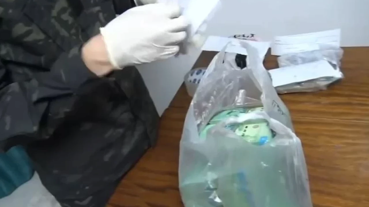 «Изъято 10 автомобилей премиум-класса»: казахстанцы вложили 25 млрд тенге в пирамиду Asar Baspana и лишились денег