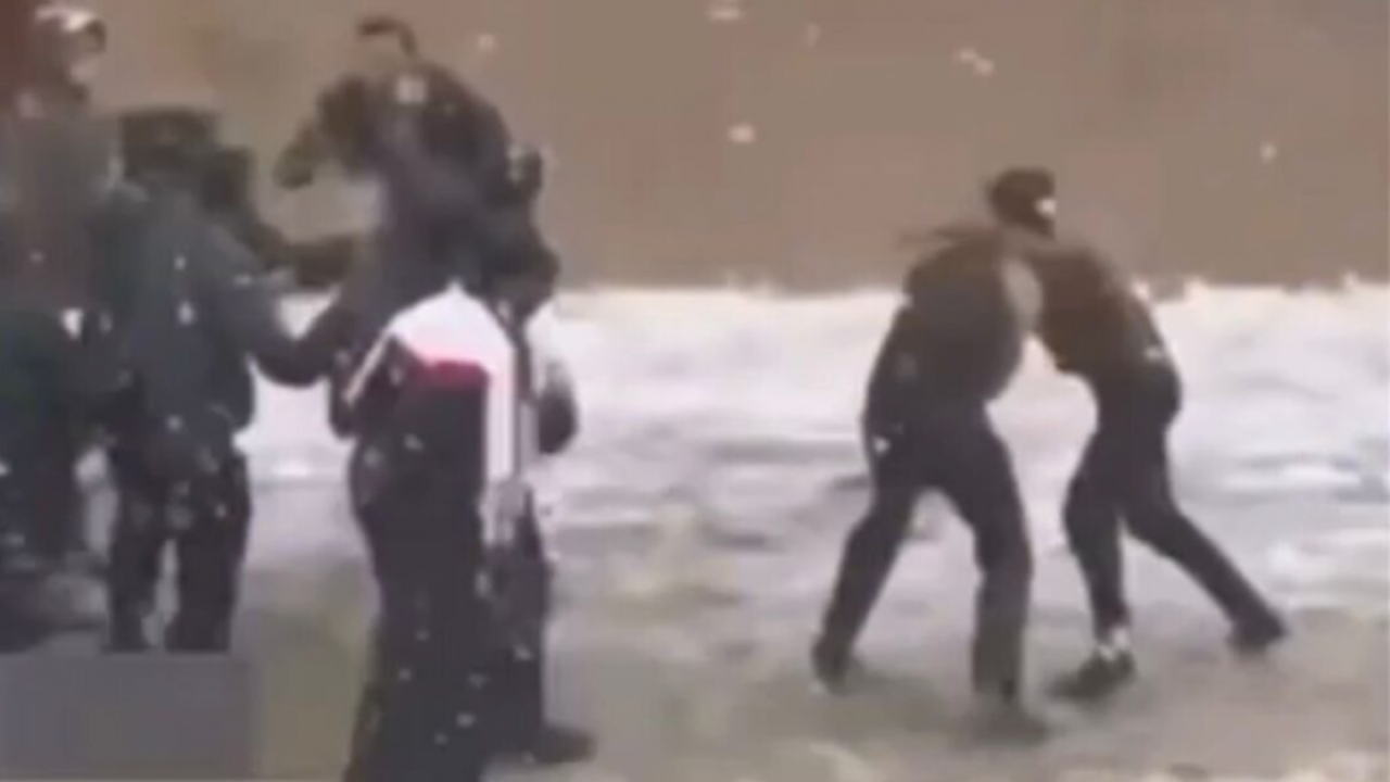 Шымкентте жүргізушілер арасындағы жанжал төбелеске ұласты (ВИДЕО)