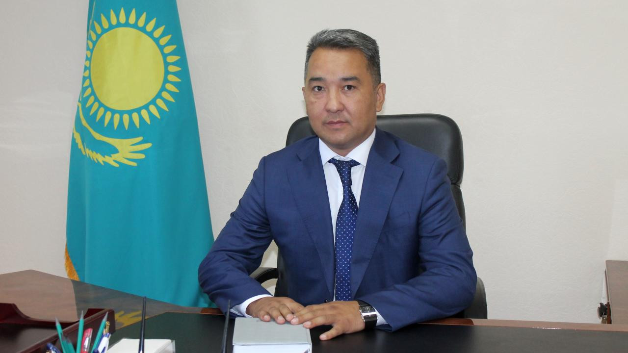 Қарағанды әкімі әрбір мемлекеттік қызметкерге ит сыйлауды ұсынды