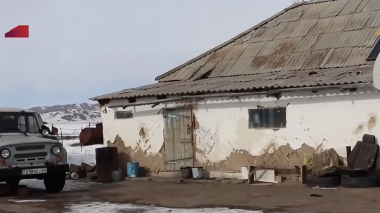 Алматы облысында бір үйден төрт адам өлі табылды