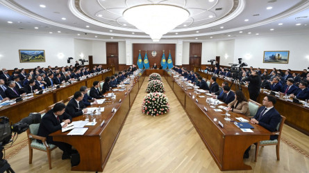 Токаев поручил усилить контроль за бюджетными расходами и эффективностью государственных инвестиций